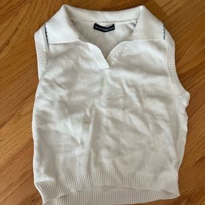 Brandy Melville Collared Polo Trim Sweater Vest